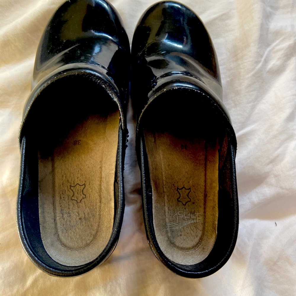 Dansko black patent leather
